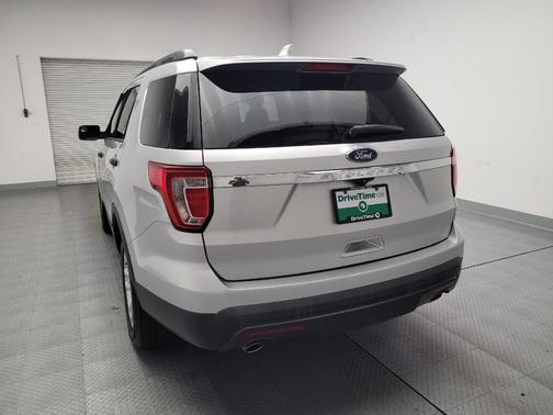 2016 Ford Explorer Base