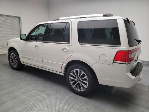 2017 Lincoln Navigator Select