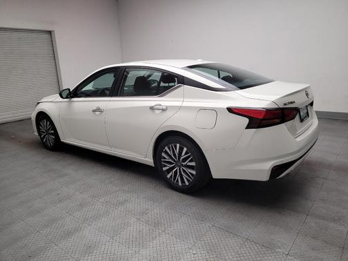 White 2025 Nissan Altima 2.5 SV