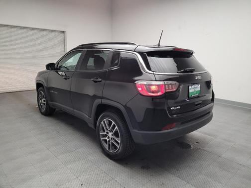 Diamond Black Crystal Pearlcoat 2017 Jeep New Compass Latitude