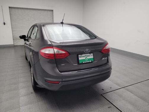 2017 Ford Fiesta SE