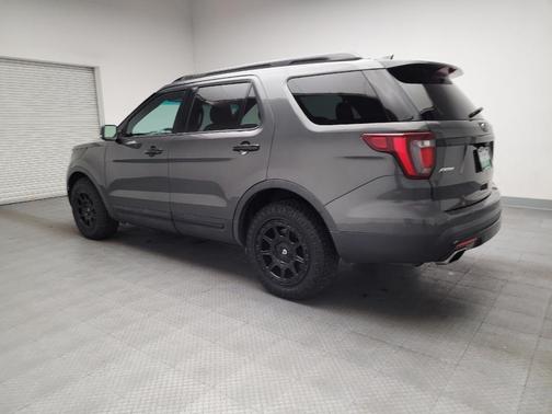 Gray 2017 Ford Explorer sport