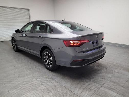 Platinum Gray Metallic 2024 Volkswagen Jetta 1.5T S