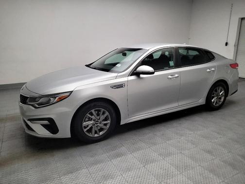 Sparkling Silver 2019 Kia Optima LX
