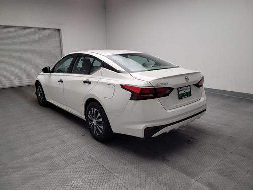 Glacier White 2019 Nissan Altima 2.5 S