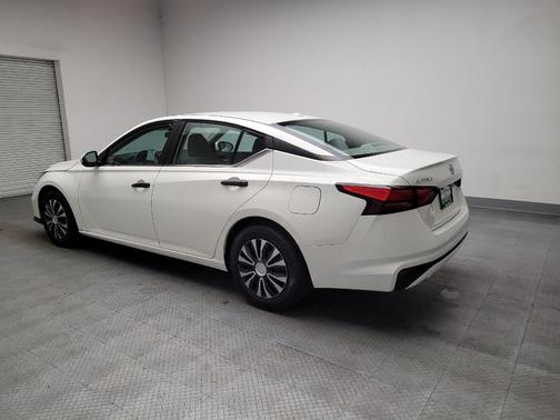 Glacier White 2019 Nissan Altima 2.5 S