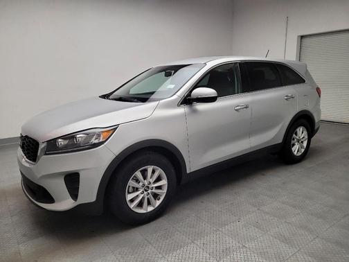 Sparkling Silver 2019 Kia Sorento LX