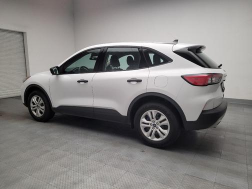 Oxford White 2020 Ford Escape S