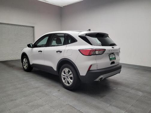 Oxford White 2020 Ford Escape S