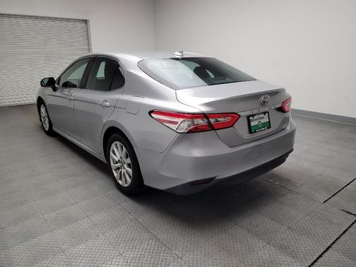 Celestial Silver Metallic 2019 Toyota Camry LE