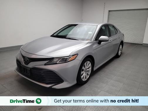 Celestial Silver Metallic 2019 Toyota Camry LE