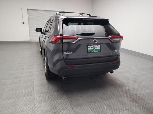 Magnetic Gray Metallic 2019 Toyota RAV4 LE