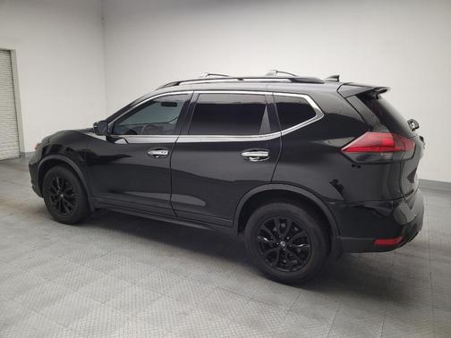 Magnetic Black 2018 Nissan Rogue SV