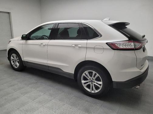 White 2016 Ford Edge SEL