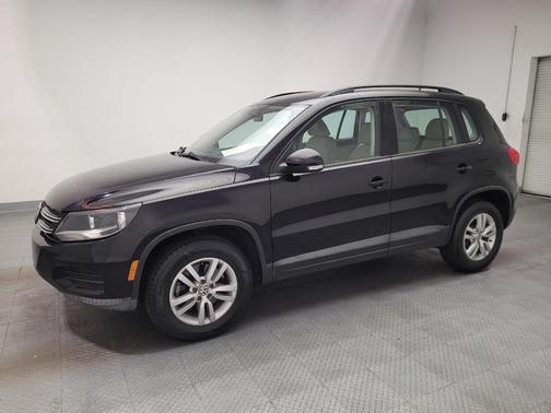Deep Black Pearl 2016 Volkswagen Tiguan S