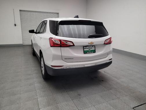 White 2019 Chevrolet Equinox 1LT
