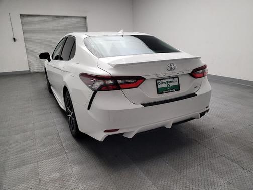 Super White 2021 Toyota Camry SE