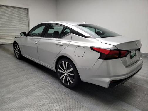 2020 Nissan Altima SR FWD