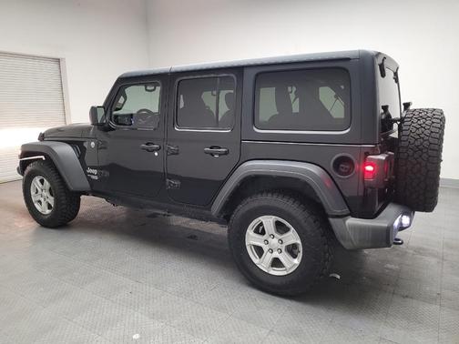 Black Clearcoat 2019 Jeep Wrangler Unlimited Sport