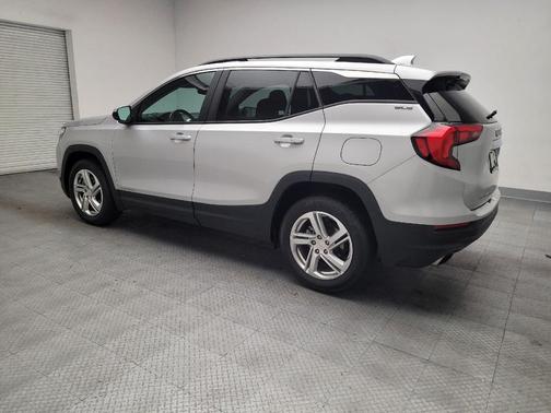 Quicksilver Metallic 2018 GMC Terrain SLE