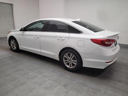 Quartz White Pearl 2016 Hyundai SONATA SE
