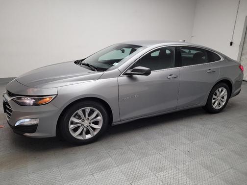 Sterling Gray Metallic 2023 Chevrolet Malibu FWD 1LT