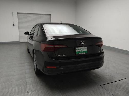 Deep Black Pearl 2024 Volkswagen Jetta 1.5T SE