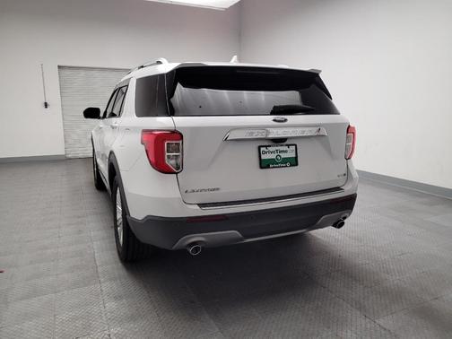 Oxford White 2020 Ford Explorer Limited
