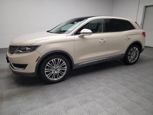 Tan 2016 Lincoln MKX Reserve