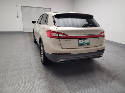 Tan 2016 Lincoln MKX Reserve