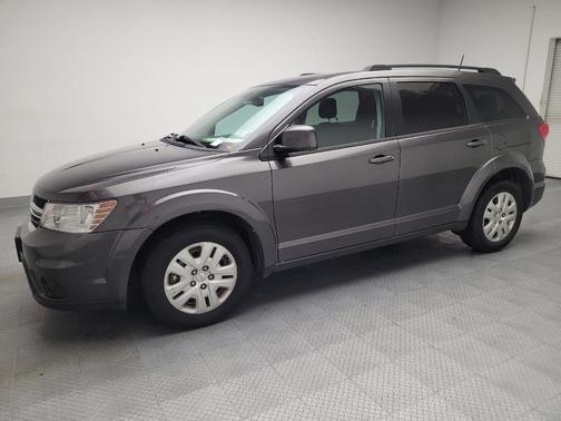 Granite Pearlcoat 2018 Dodge Journey SXT