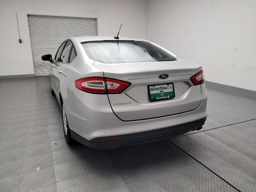 2014 Ford Fusion S
