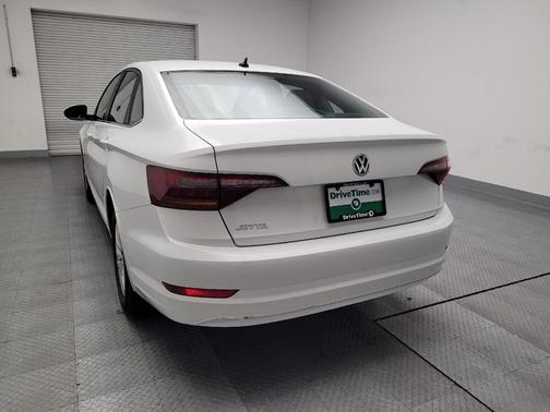 White 2019 Volkswagen Jetta 1.4T S
