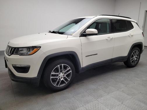 White Clearcoat 2019 Jeep Compass Latitude