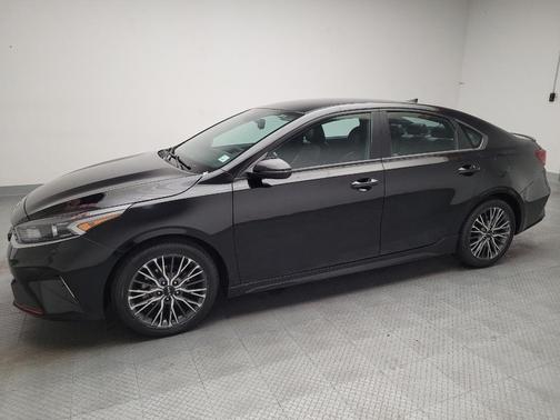 Aurora Black 2023 Kia Forte GT-Line
