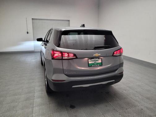 Sterling Gray Metallic 2024 Chevrolet Equinox 1LT