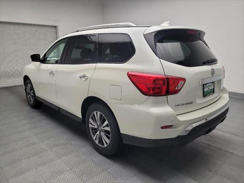 2019 Nissan Pathfinder SV