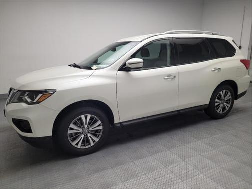 2019 Nissan Pathfinder SV