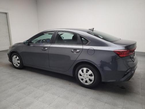 Gravity Gray 2022 Kia Forte FE