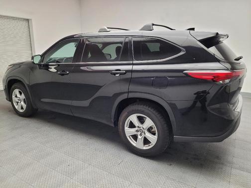 2022 Toyota Highlander L