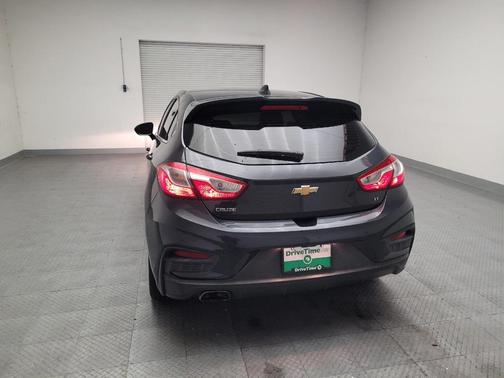 Gray 2018 Chevrolet Cruze LT