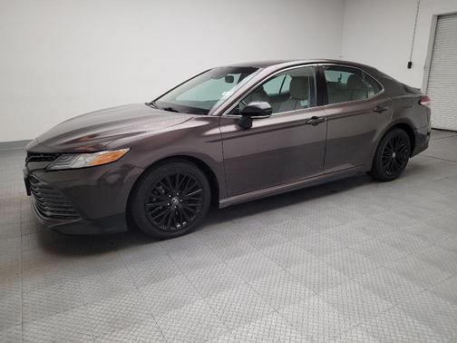 Brown Stone 2018 Toyota Camry XLE