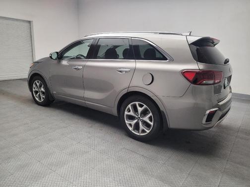 Titanium Silver 2019 Kia Sorento SX
