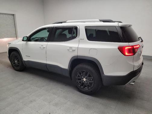 White 2018 GMC Acadia SLT-1