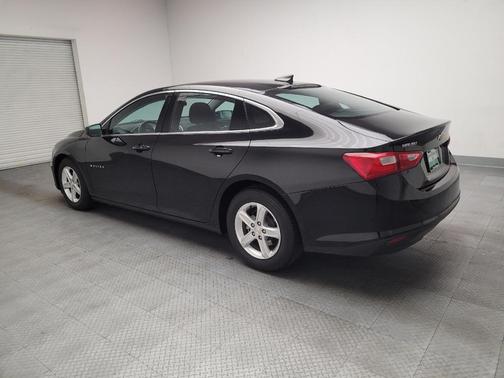 Mosaic Black Metallic 2022 Chevrolet Malibu 1LS