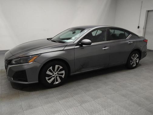 Gun Metallic 2023 Nissan Altima S FWD