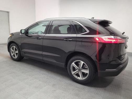 Agate Black Metallic 2023 Ford Edge SEL