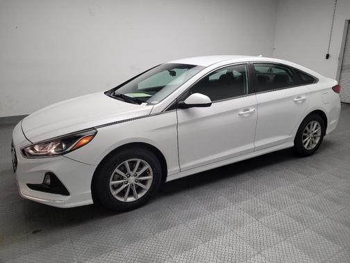 2018 Hyundai SONATA SE