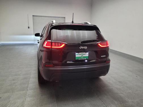 Diamond Black Crystal Pearlcoat 2020 Jeep Cherokee Latitude Plus