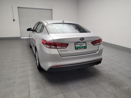 Sparkling Silver 2017 Kia Optima LX